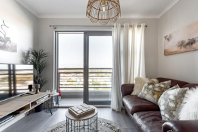 The Paragon Explore Cape Town from a Stylish Home